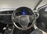 TOYOTA AURIS 1.2T Business Edition TSS 5dr